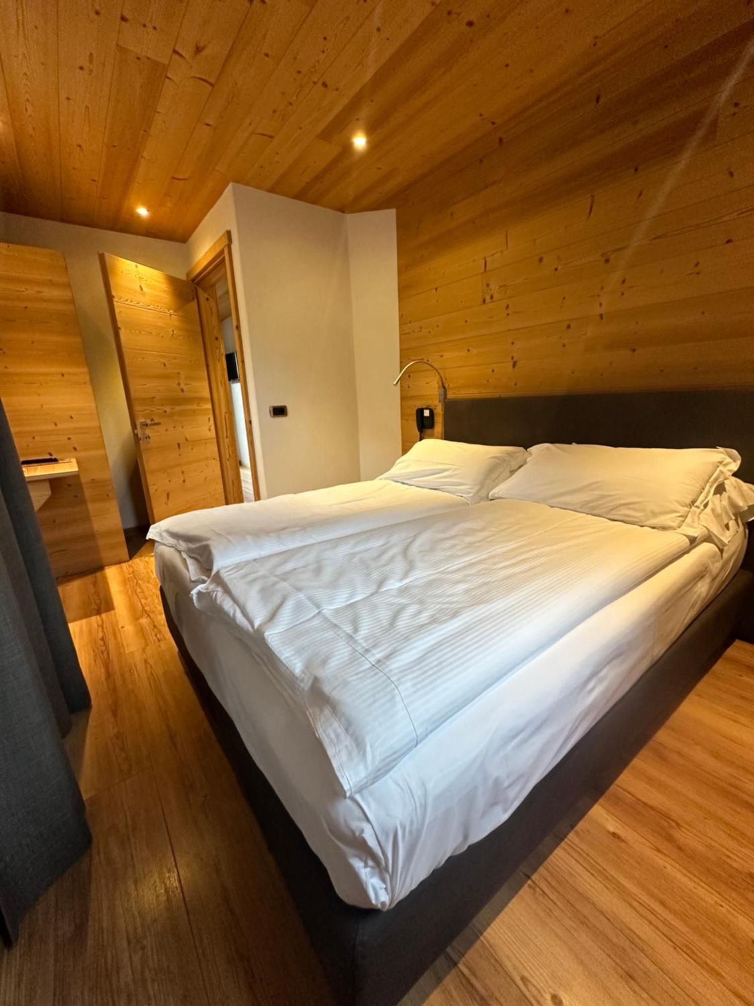 Alpen Hotel Chalet Pradelle ภายนอก รูปภาพ